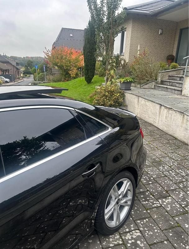 Gebraucht Audi A3 150 PS (110 kW) 2018 Schwarz Limousine