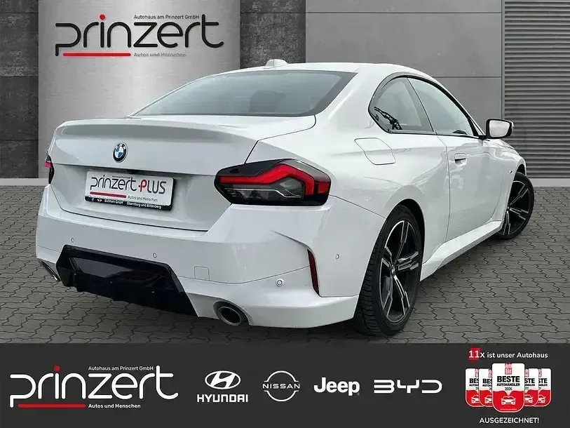 Gebraucht BMW 230 Coupé M Sport 245 PS (180 kW) 2025 Weiss Coupé