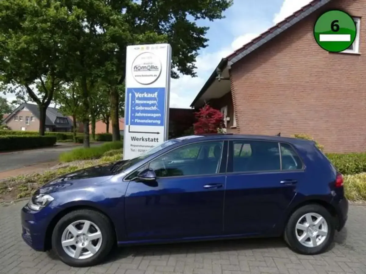 Brugt VW Golf VII Trendline 110 HK (80 kW) 2017 Blå Sedan