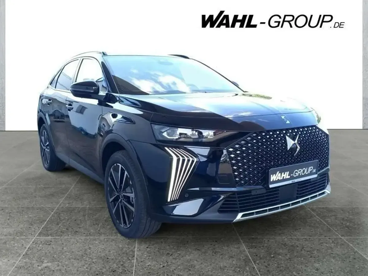 Gebraucht DS Automobiles DS7 Crossback 131 PS (96 kW) 2025 Perla neraschwarz SUV