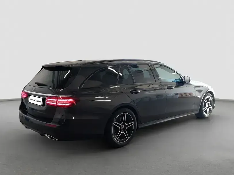 Używany Mercedes E400 AMG 330 KM (242 kW) 2021 Szary Kombi