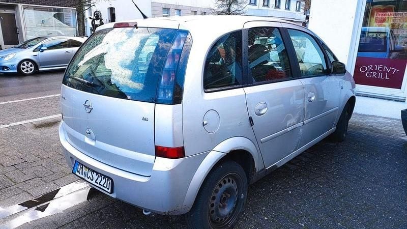 Gebraucht Opel Meriva 101 PS (74 kW) 2005 Silber Van / Kleinbus