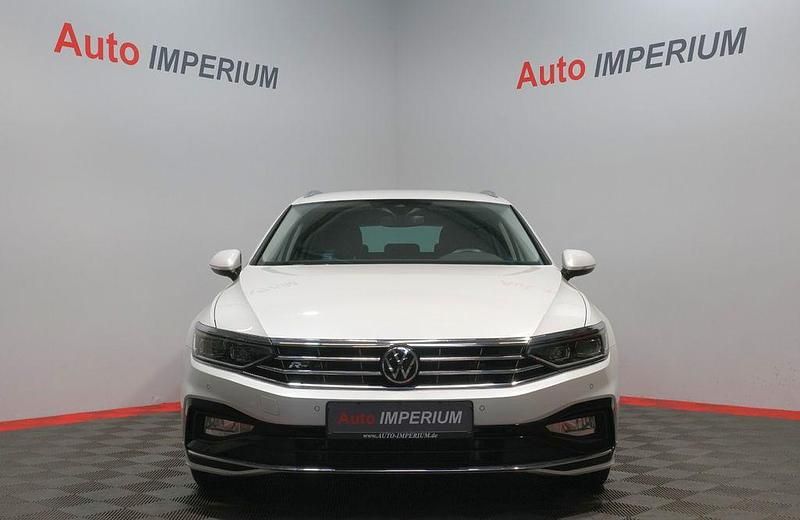 Używany VW Passat R-line 200 KM (147 kW) 2021 Biały Kombi