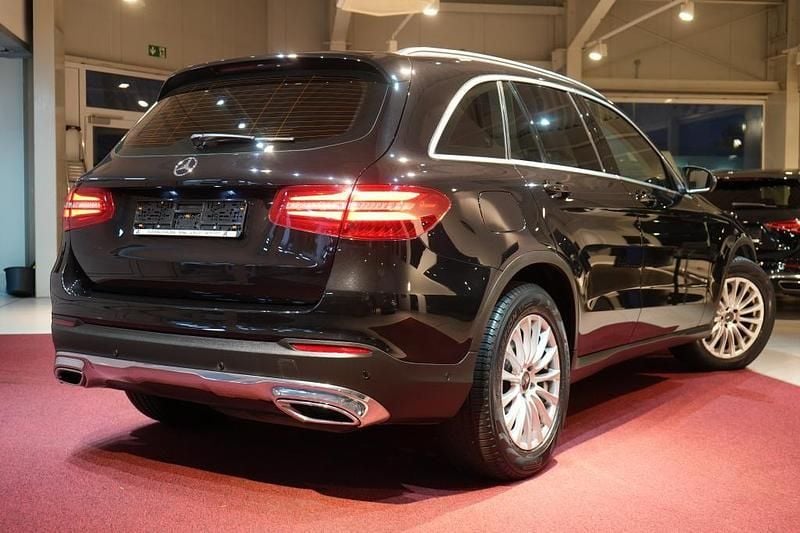 Gebraucht Mercedes GLC220 170 PS (125 kW) 2015 Schwarz SUV