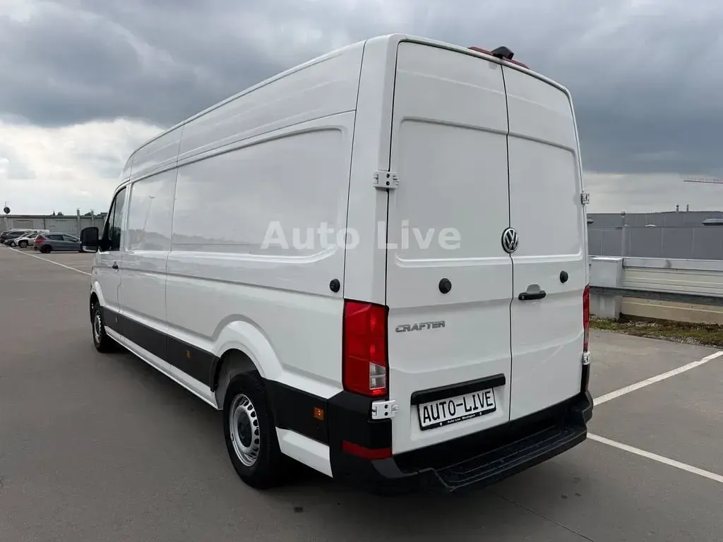 Gebraucht VW Crafter 140 PS (102 kW) 2024 Weiß Van