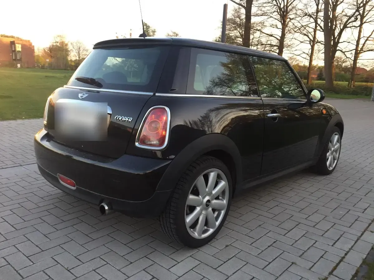 Second-hand Mini Cooper 122 CP (89 kW) 2010 Negru Hatchback