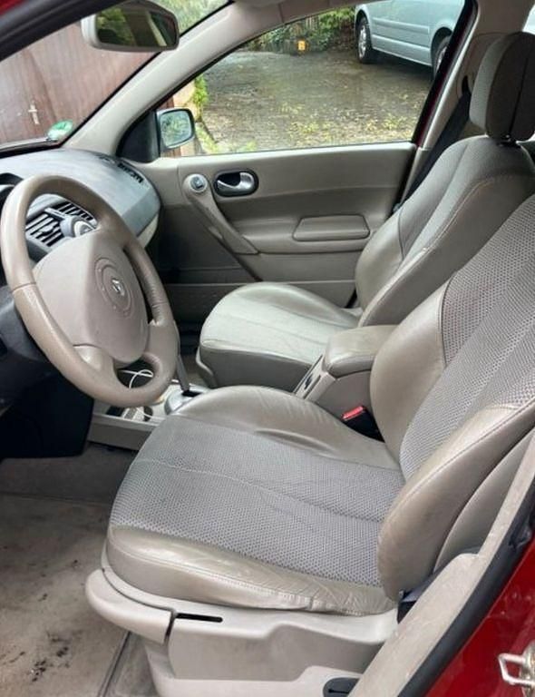 Gebraucht Renault Mégane II 135 PS (99 kW) 2004 Rot Kombi