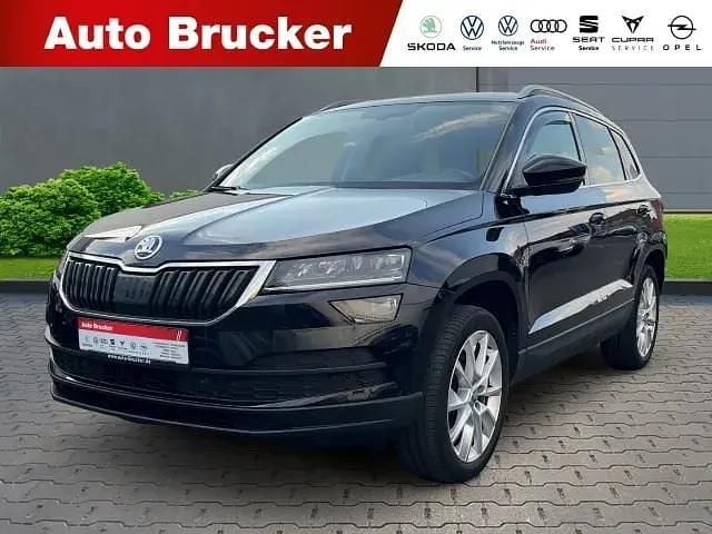 Schwarz Gebraucht 2018 Skoda Karoq Style SUV | 17.360 € (Fairer Preis) - Bild 1/4