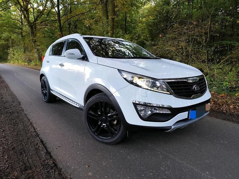 Weiß Gebraucht 2013 Kia Sportage Spirit SUV | 8.000 € (Guter Preis) - Bild 1/4