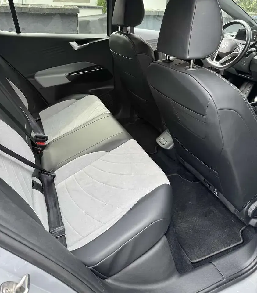 Gebraucht VW ID.3 Pro Performance 150 kW (204 PS) 2023 Grau Kleinwagen
