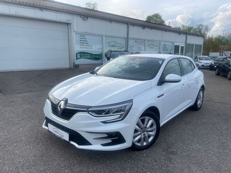 Weiß Gebraucht 2021 Renault Mégane IV Intens Limousine | 12.990 € (Fairer Preis) - Bild 1/4