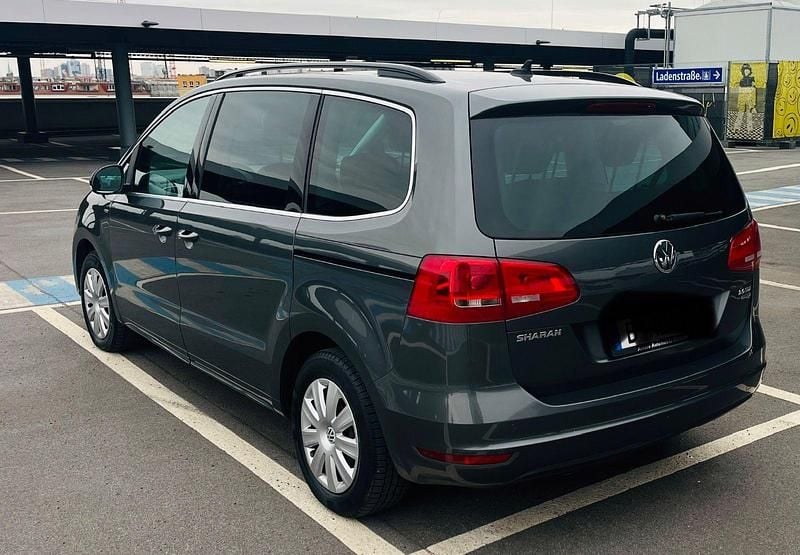 Usata VW Sharan 140 CV (102 kW) 2012 Grigio Monovolume