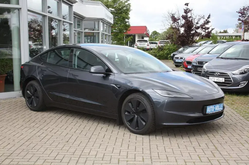 Used Tesla Model 3 Standard Range 208 kW (283 HP) 2024 Grey Sedan