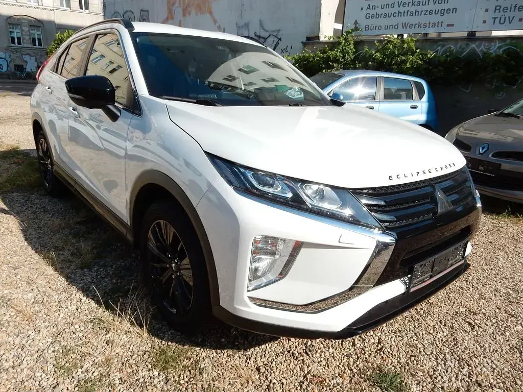 Gebraucht Mitsubishi Eclipse Cross Active 148 PS (108 kW) 2019 Weiß SUV