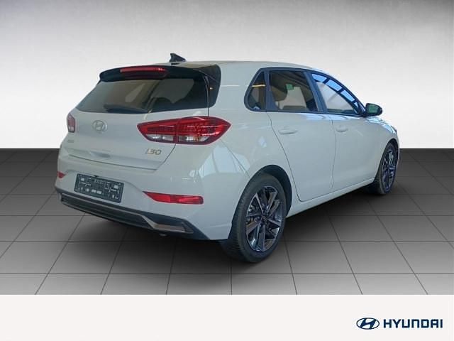 Gebraucht Hyundai i30 Advantage 101 PS (74 kW) 2025 Sol (weiss Limousine