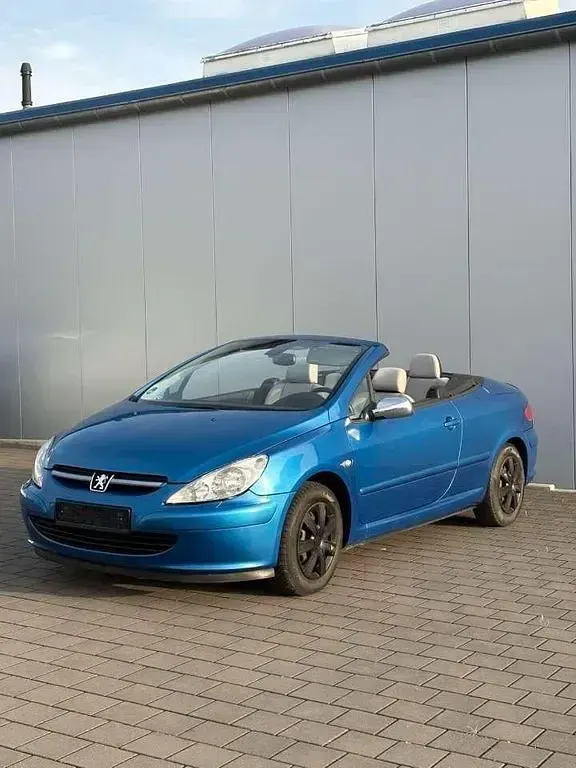 Gebraucht Peugeot 307 CC 136 PS (100 kW) 2004 Blau Cabrio