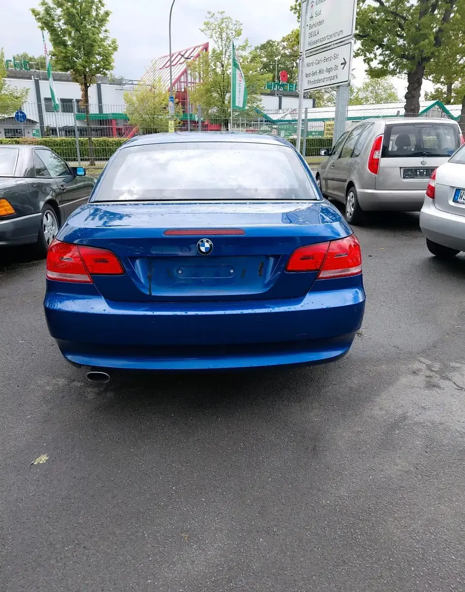 Gebraucht BMW 320 Cabriolet 170 PS (125 kW) 2003 Blau Cabrio