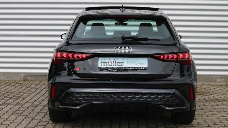Gebraucht Audi A3 S-Line 150 PS (110 kW) 2025 Mythosschwarz metallic Limousine