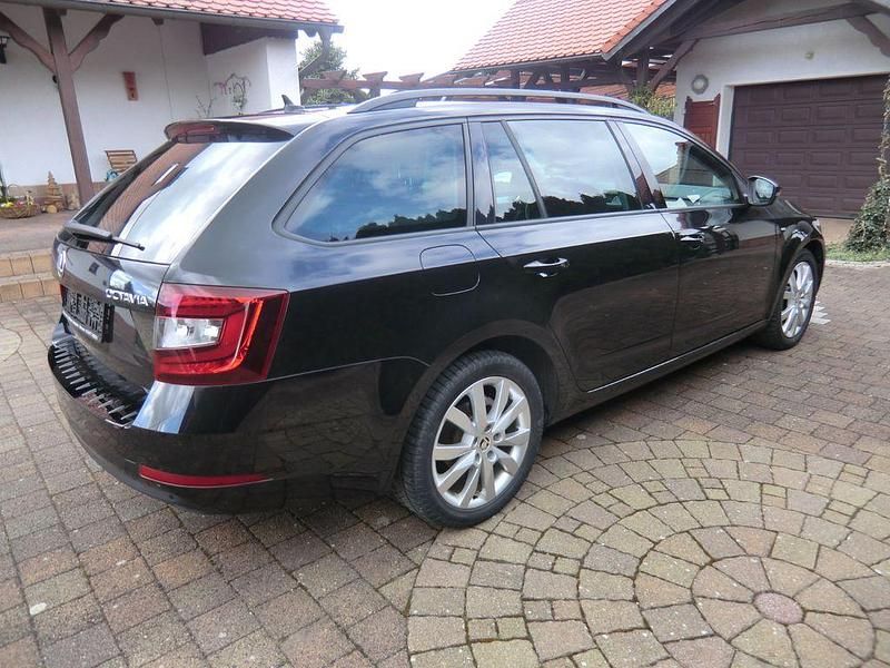 Gebraucht Skoda Octavia Drive 150 PS (110 kW) 2017 Schwarz Limousine