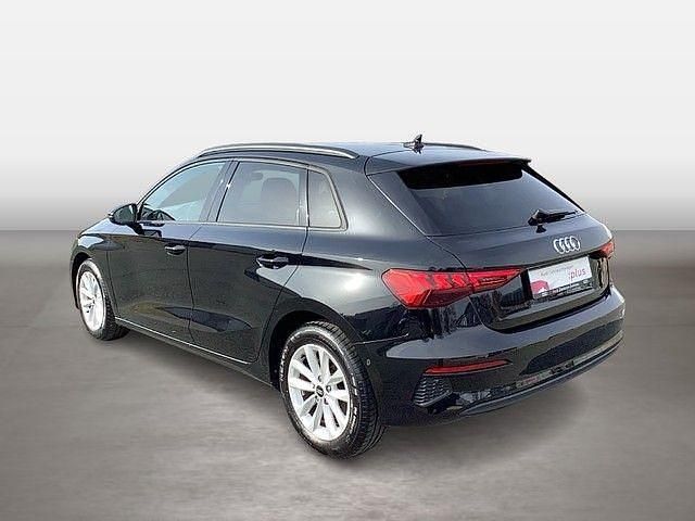 Gebraucht Audi A3 Basis 110 PS (80 kW) 2022 Schwarz Limousine