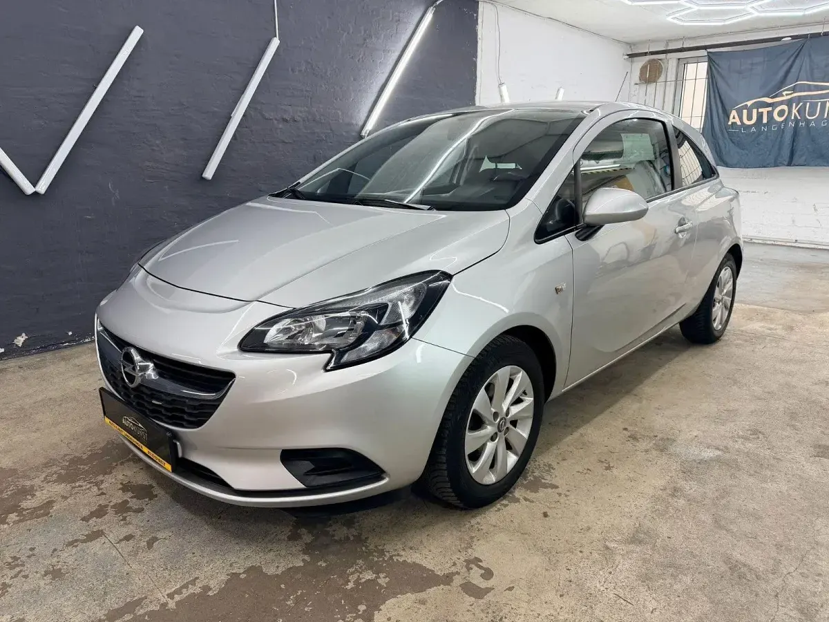 Gebraucht Opel Corsa Edition 90 PS (66 kW) 2015 Silber Kleinwagen