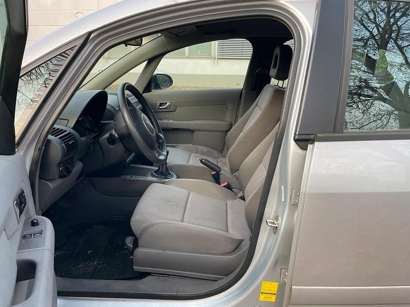 Gebraucht Audi A2 75 PS (55 kW) 2001 Silber Kleinwagen
