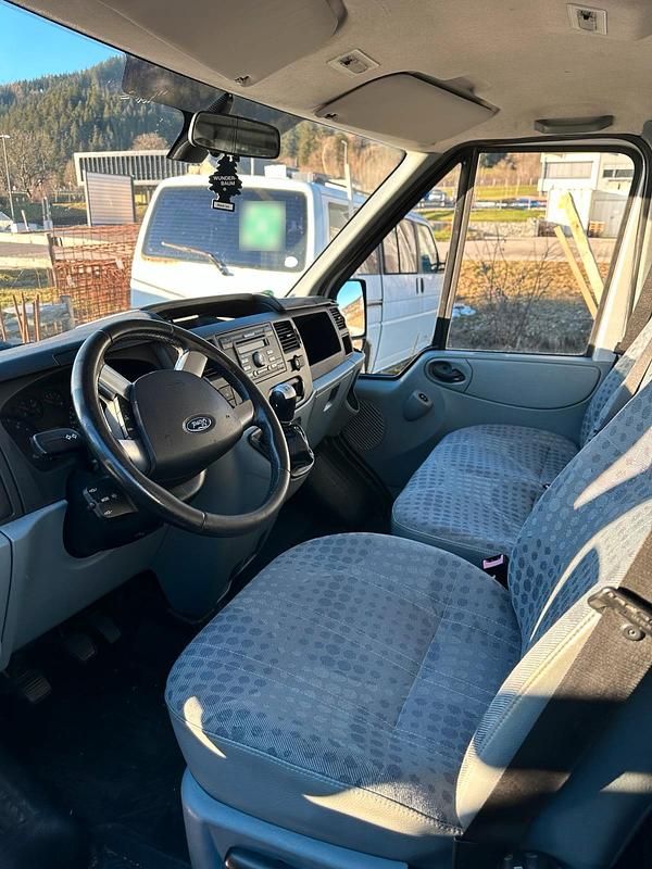 Second-hand Ford Transit 131 CP (96 kW) 2007 Argintiu Monovolum