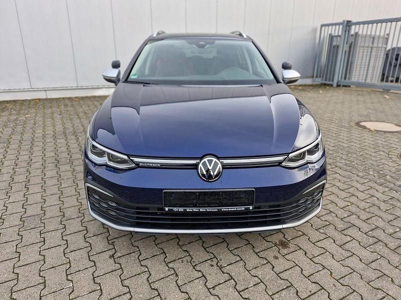 Blau Gebraucht 2022 VW Golf Alltrack Kombi | 25.999 € (Guter Preis) - Bild 1/4