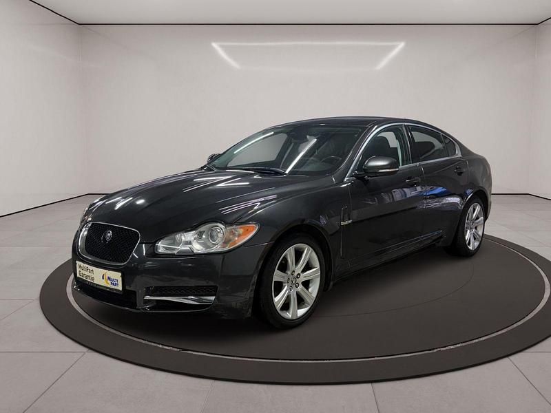 Second-hand Jaguar XF 211 CP (155 kW) 2010 Gri Berlinǎ