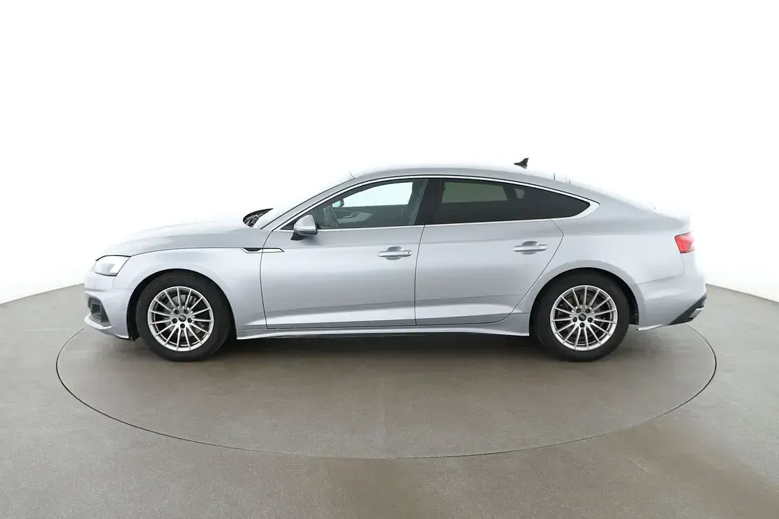 Gebraucht Audi A5 Sportback Sport 150 PS (110 kW) 2023 Grau Kleinwagen