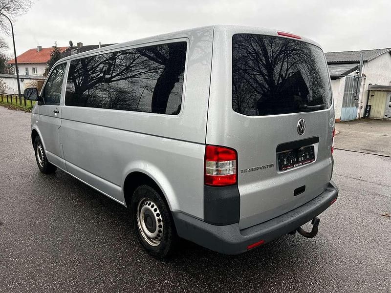 Używany VW T5 Trendline 102 KM (75 kW) 2012 Srebrny Van