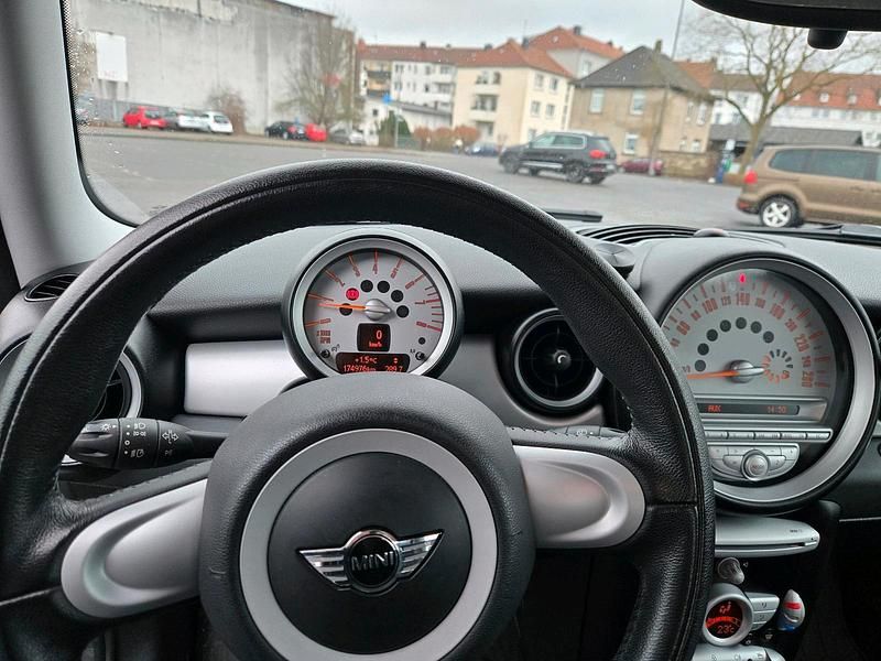 Gebraucht Mini Cooper 120 PS (88 kW) 2009 Rot Kleinwagen