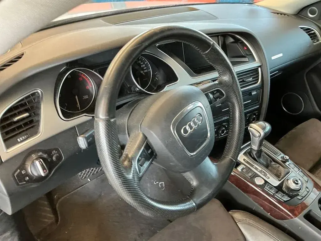 Gebraucht Audi A5 Sport 239 PS (175 kW) 2011 Silber Coupé