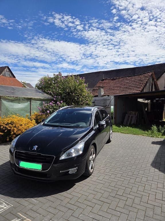 Schwarz Gebraucht 2014 Peugeot 508 GT Kombi | 7.900 € (Etwas zu teuer) - Bild 1/4
