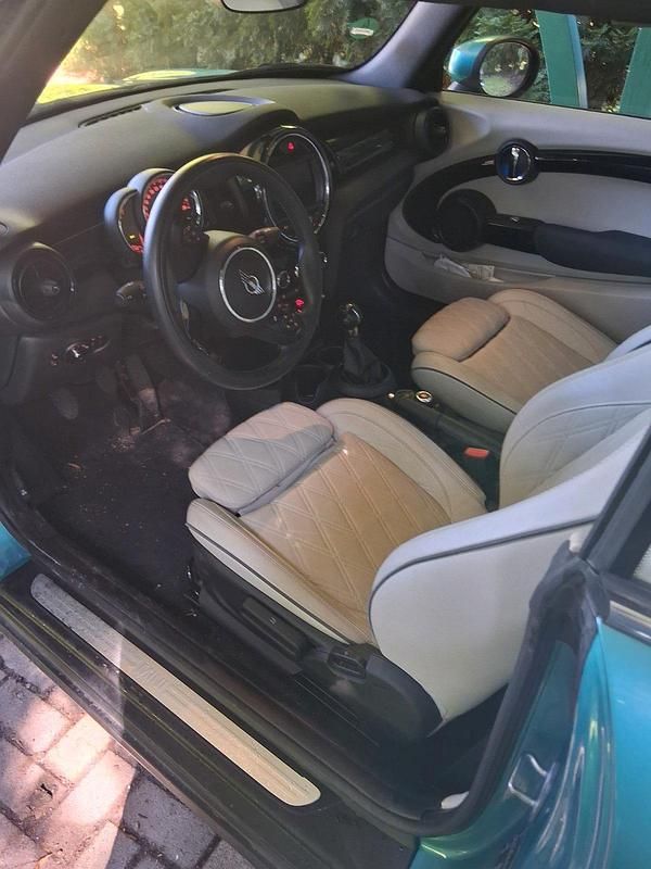 Gebraucht Mini One Cabriolet 102 PS (75 kW) 2019 Grün Cabrio