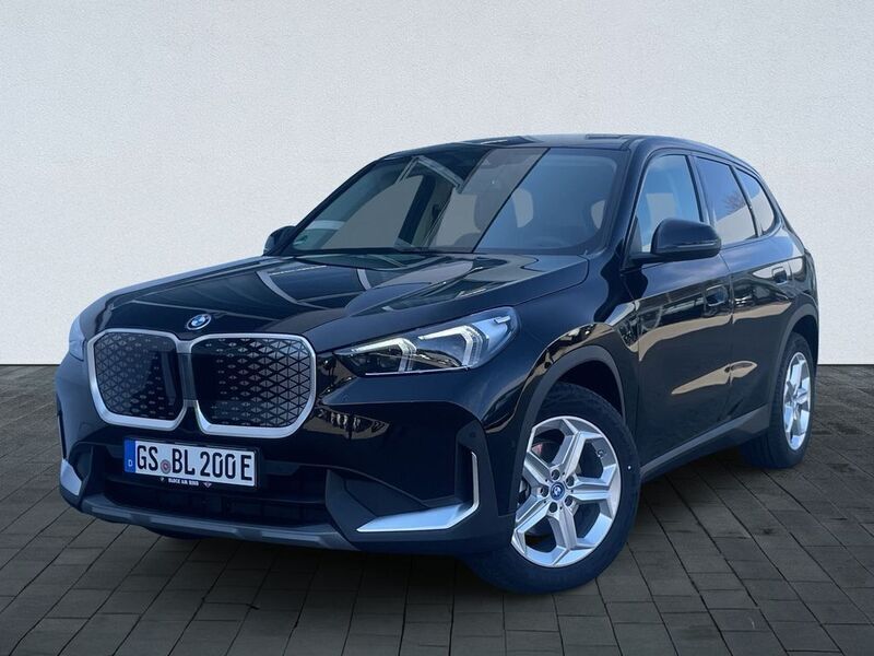 Gebraucht BMW iX1 150 kW (204 PS) 2025 Schwarz SUV