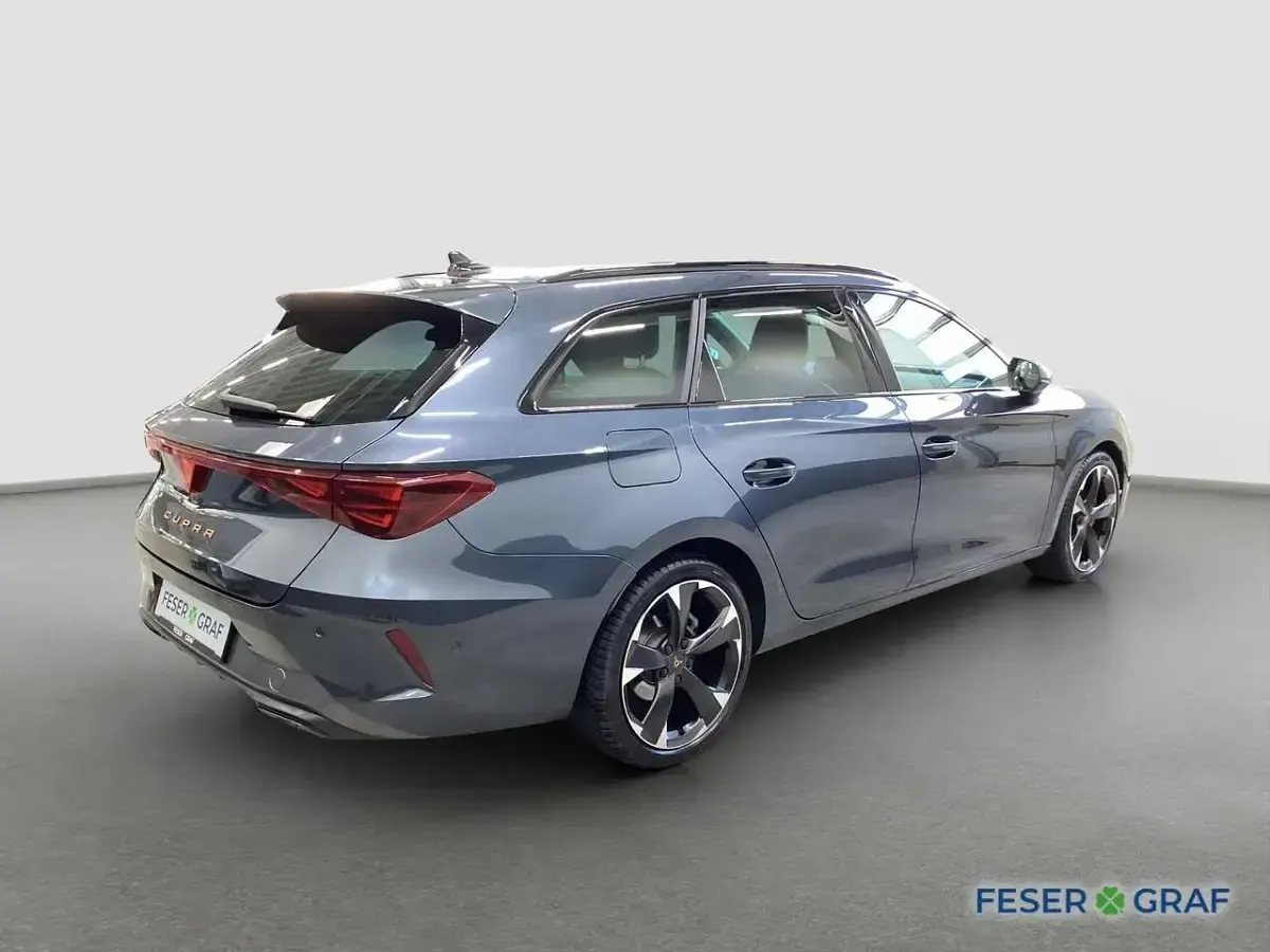 Gebraucht Cupra Leon 150 PS (110 kW) 2025 Grau Limousine