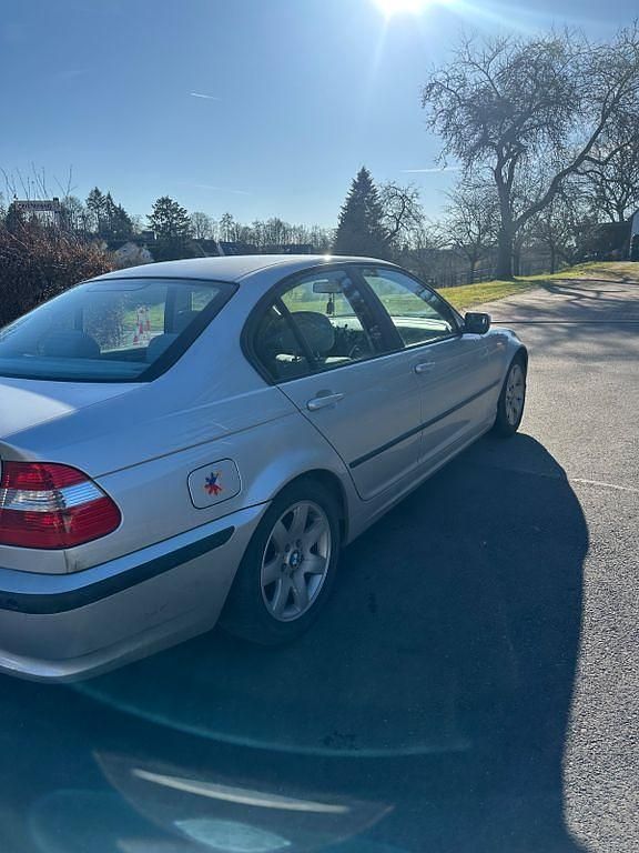 Gebraucht BMW 318 Performance 143 PS (105 kW) 2004 Silber Limousine