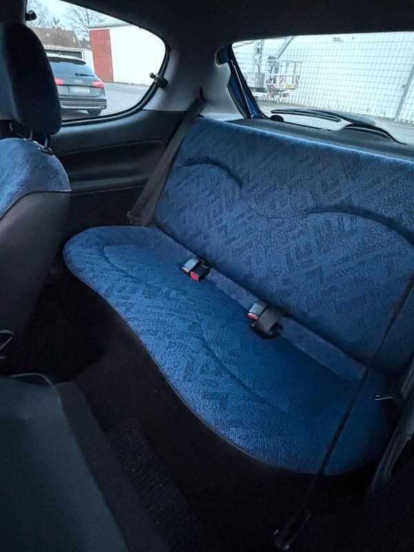 Gebraucht Peugeot 206 75 PS (55 kW) 2000 Blau Kleinwagen