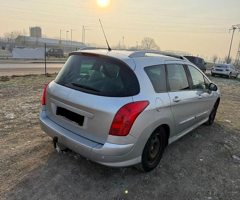 Gebraucht Peugeot 308 SW Allure 111 PS (81 kW) 2012 Silber Kombi