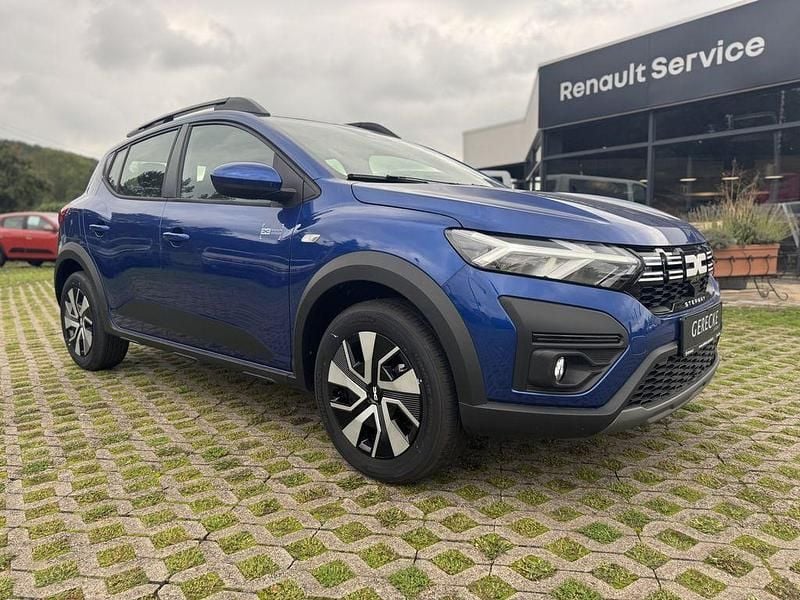 Neu Dacia Sandero Expression 91 PS (66 kW) 2025 Blau Kleinwagen
