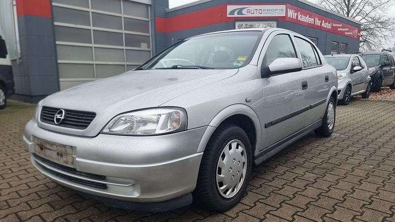 Silber Gebraucht 2000 Opel Astra Limousine | 1.111 € (Fairer Preis) - Bild 1/4