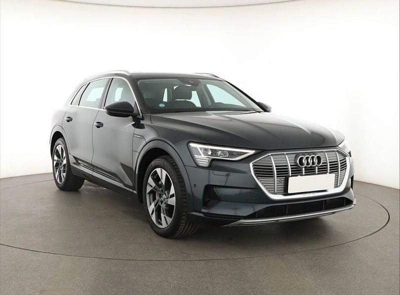 Gebraucht Audi e-tron 230 kW (313 PS) 2020 Grau SUV