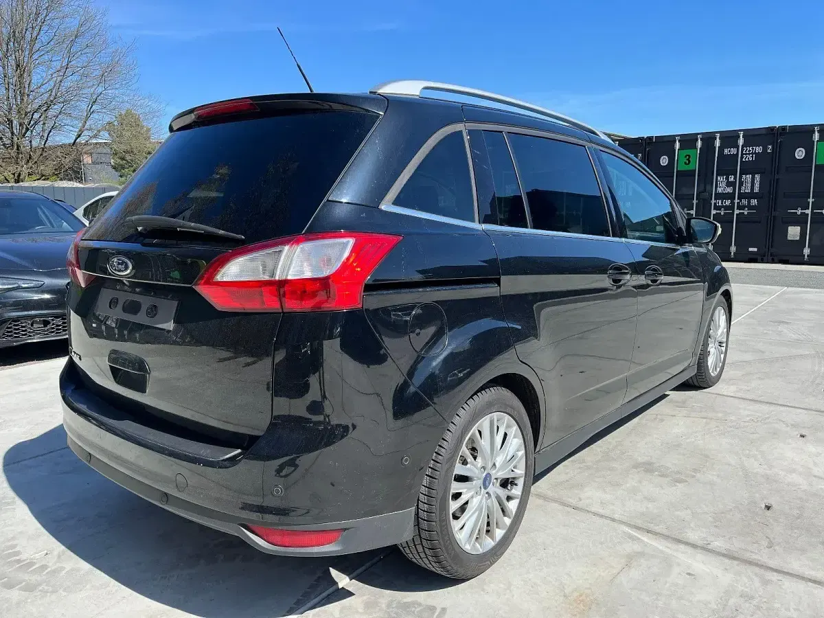 Gebraucht Ford Grand C-Max Titanium 170 PS (125 kW) 2016 Schwarz Van / Kleinbus