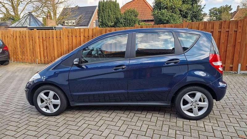 Gebraucht Mercedes A150 95 PS (69 kW) 2006 Blau Limousine
