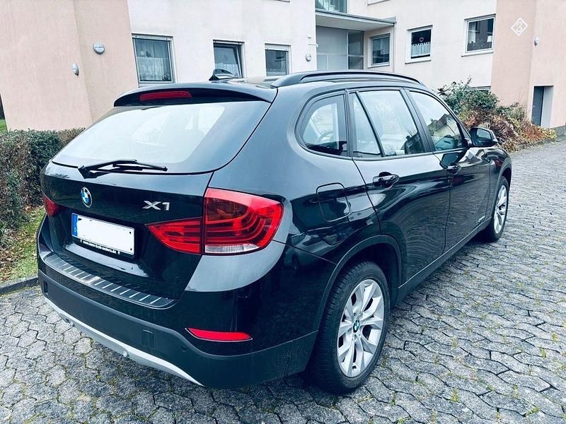 Gebraucht BMW X1 143 PS (105 kW) 2014 Schwarz SUV