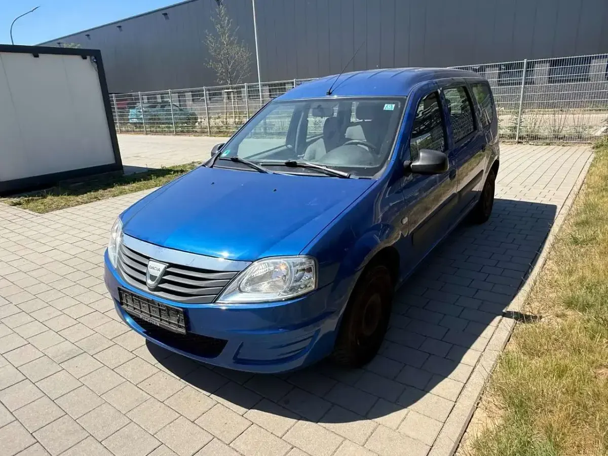 Gebraucht Dacia Logan MCV Ambiance 87 PS (63 kW) 2009 Blau Kombi