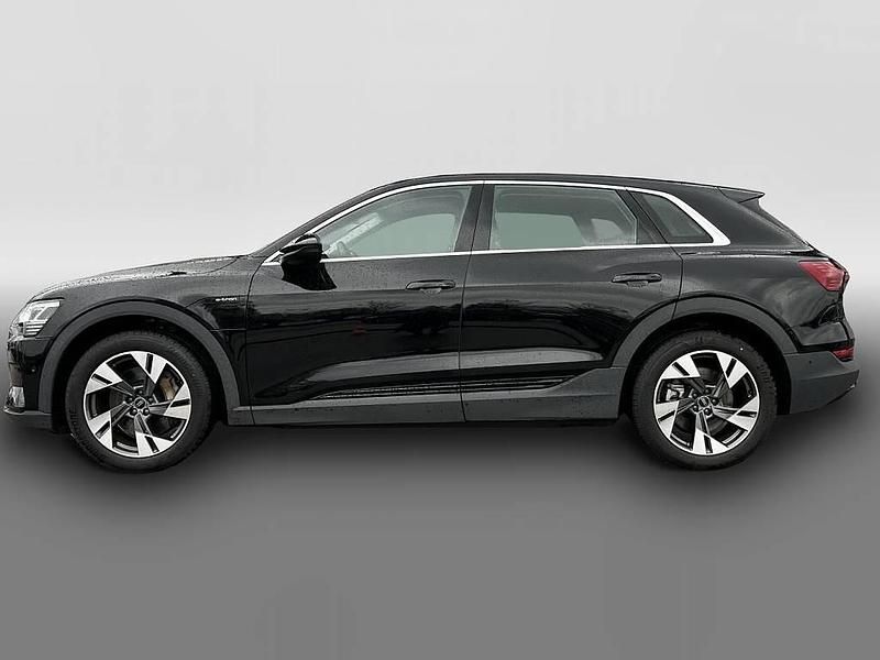 Gebraucht Audi e-tron 230 kW (313 PS) 2022 Schwarz SUV