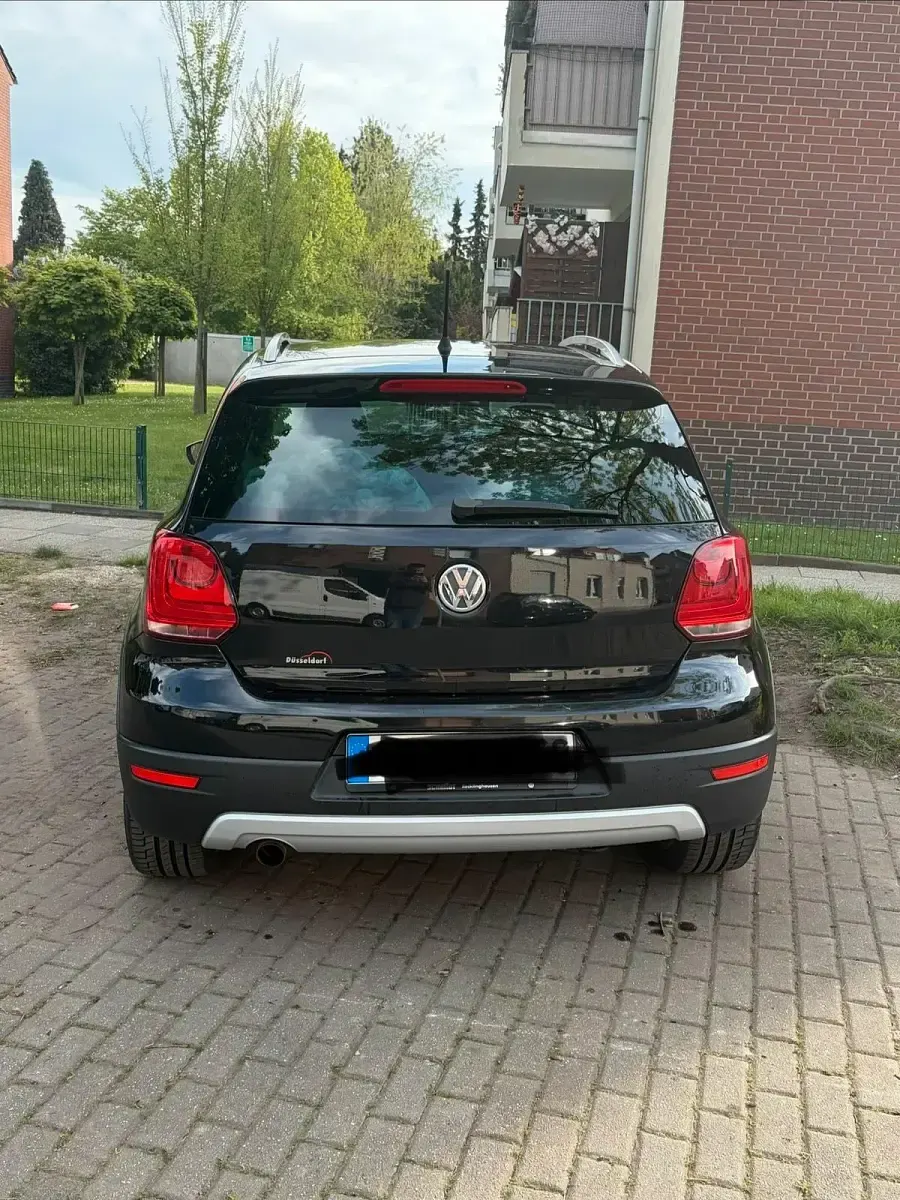Gebraucht VW Polo Cross 86 PS (63 kW) 2010 Schwarz Kleinwagen