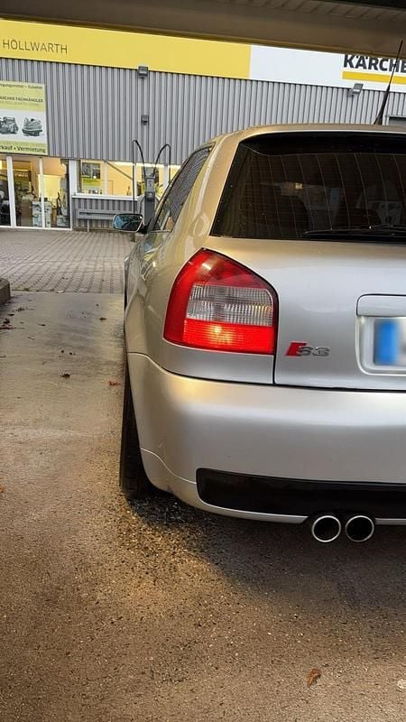 Second-hand Audi S3 260 CP (191 kW) 2001 Argintiu Hatchback